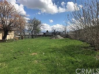 1st image of 747 Harris St
