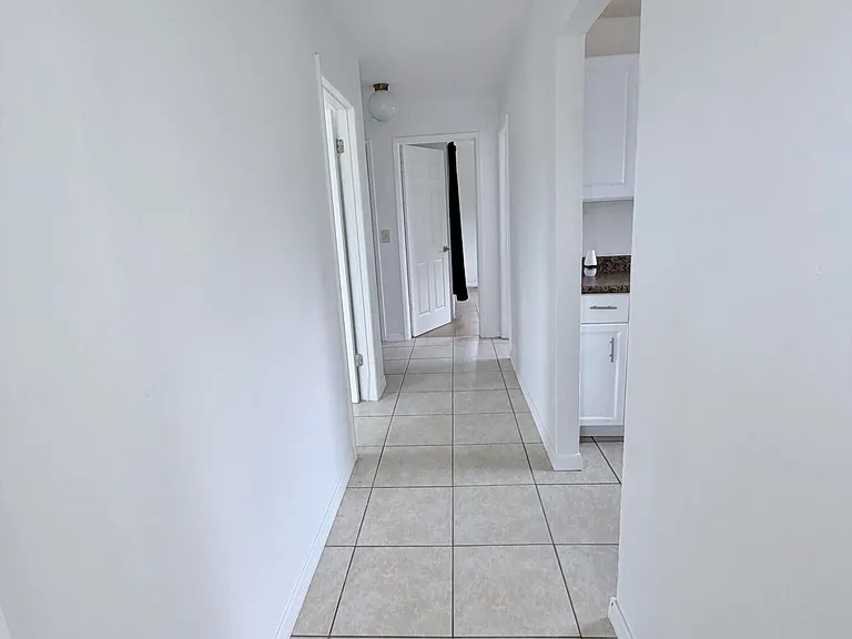 2107 Little John Rd — Photo 15