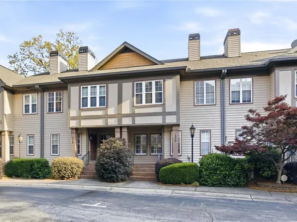 1340 Stillwood Chase, Atlanta, GA 30306