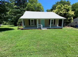 619 New St, Graham, NC 27253