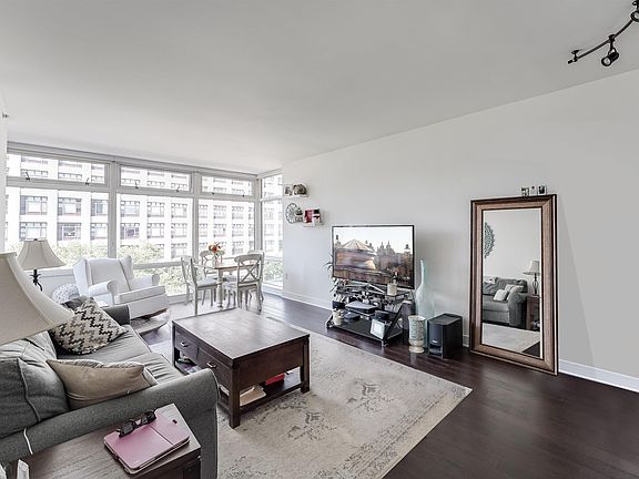 3rd image of 1450 Washington St APT 506