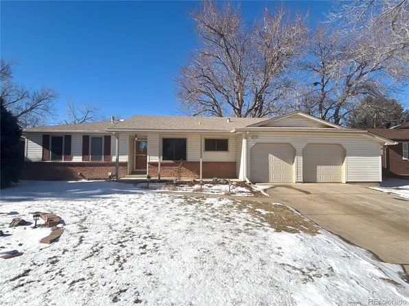 2109 S Yarrow Street, Lakewood, CO 80227