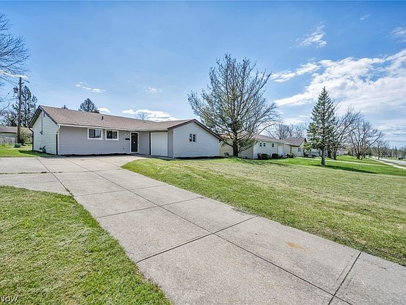 3rd image of 5863 Kimberly Dr