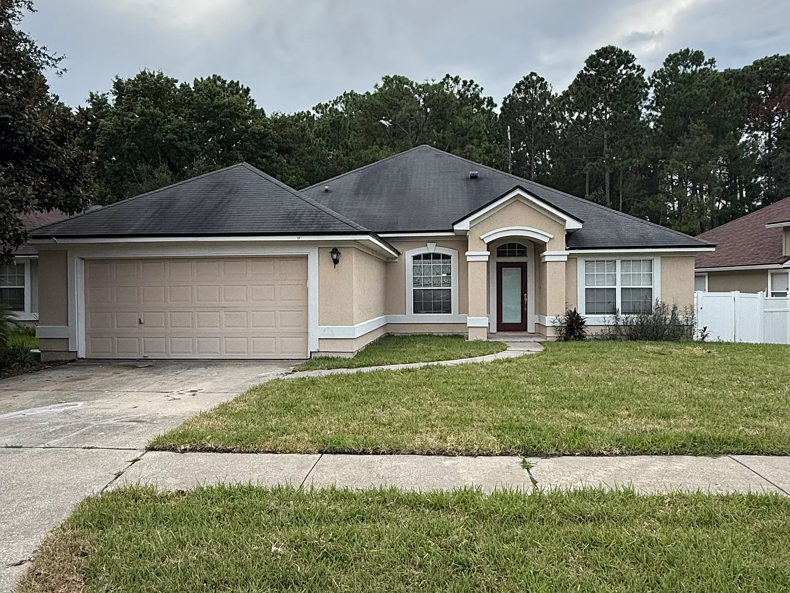 4 bed, 1908 sqft, $2,500 — Photo 1