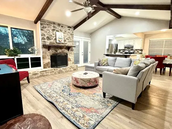 9511 Meadowheath Dr, Austin, TX 78729