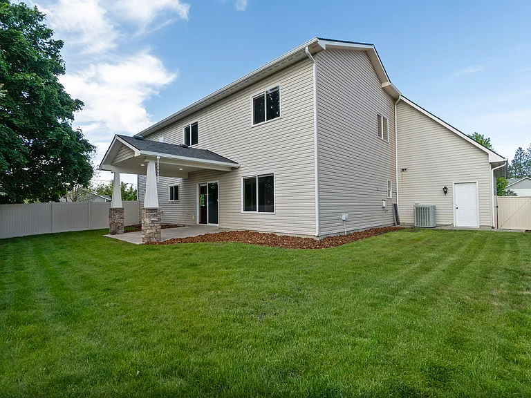 1206 N Monticello St — Photo 49