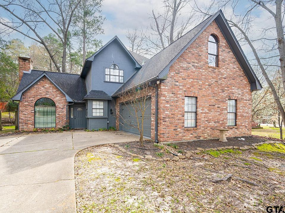 1st image of 703 Madelaine Dr