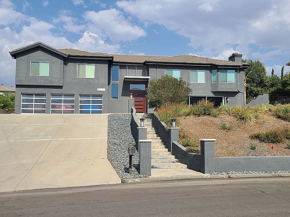 1st image of 37406 Ironwood Dr
