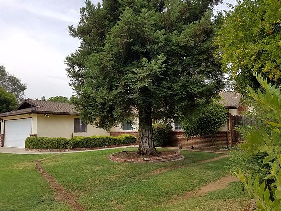 3rd image of 456 S Villa Ave