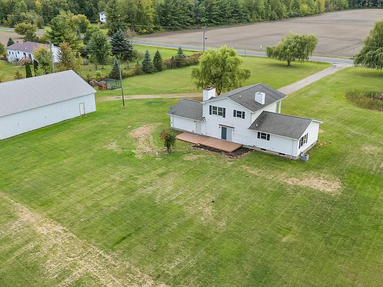 1442 Riley Center Rd — Photo 58
