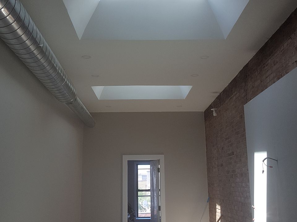 1st image of 144 Manhattan Ave APT 4L
