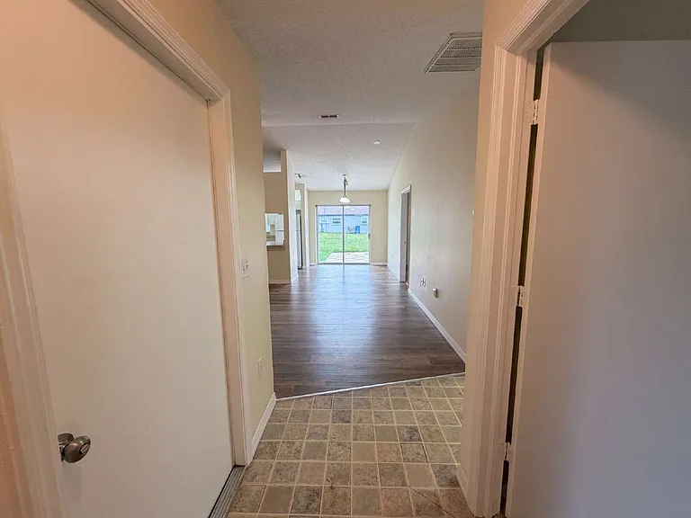 10297 Hemlock St — Photo 2