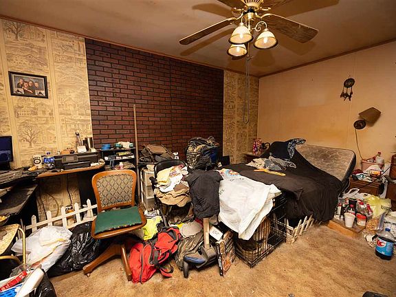 4th image of 816 W Otoe Ave