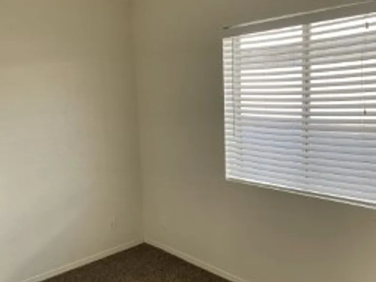 2444 Hummingbird Ln — Photo 9