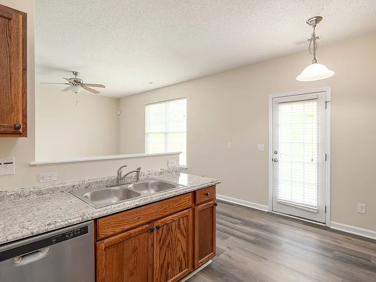 3804 Raintree Dr — Photo 20