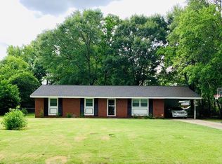 1046 Glenwood Rd, Columbus, GA 31906