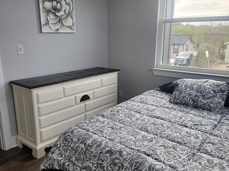 7315 Bennett Ave #1 — Photo 17