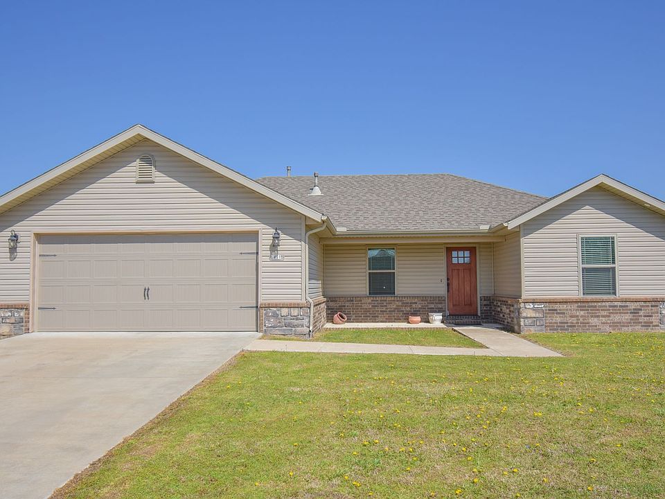 1st image of 1601 Omaha Dr