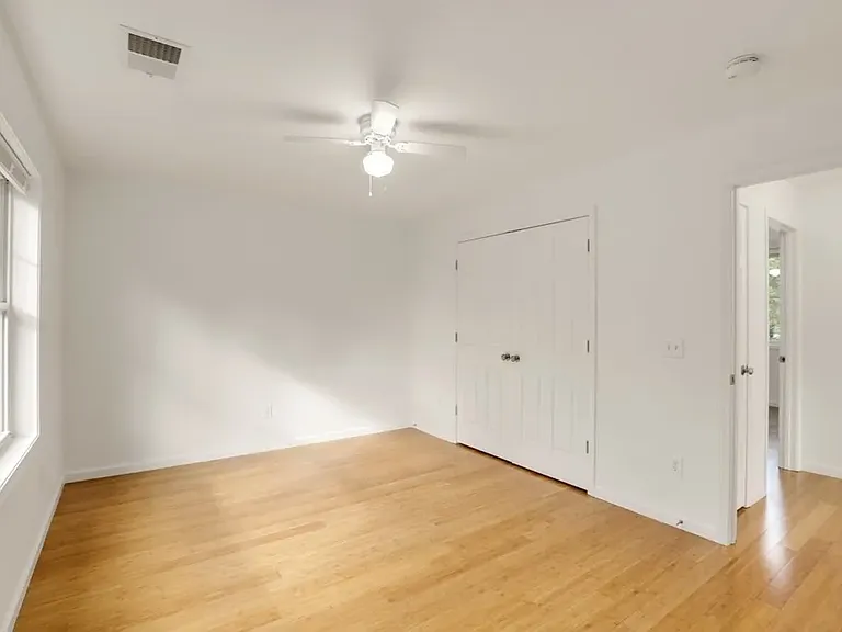 32 Brown St #32 — Photo 18