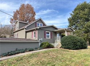 1413 Bethel Church Rd, Latrobe, PA 15650
