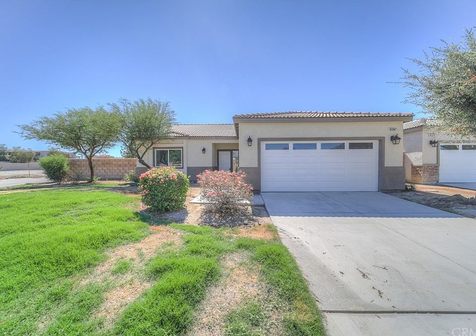 2nd image of 81387 Van Gogh Ct