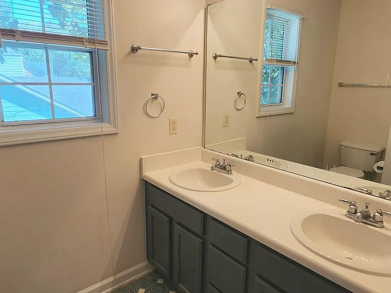 2820 Beehnon Way — Photo 17
