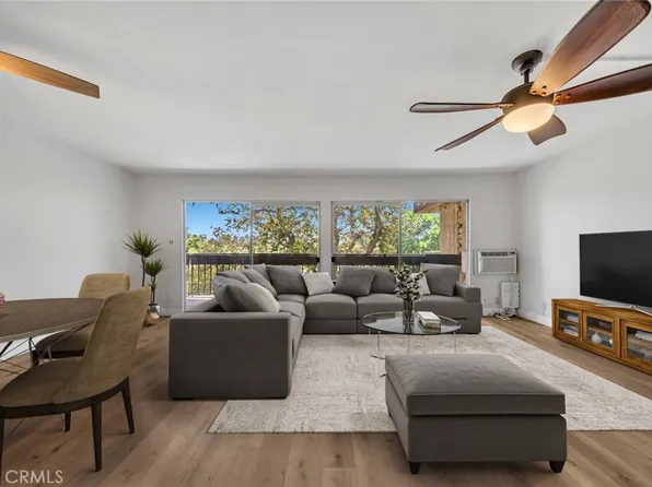 1061 Park Ave Unit 304, Long Beach, CA 90804