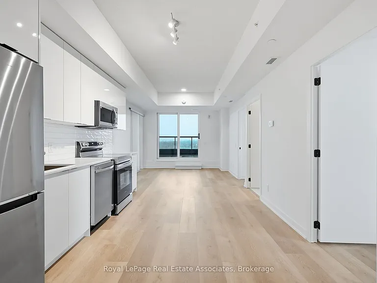 33 Erie Ave #1704 — Photo 7