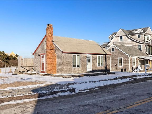 3rd image of 1138 Succotash Rd