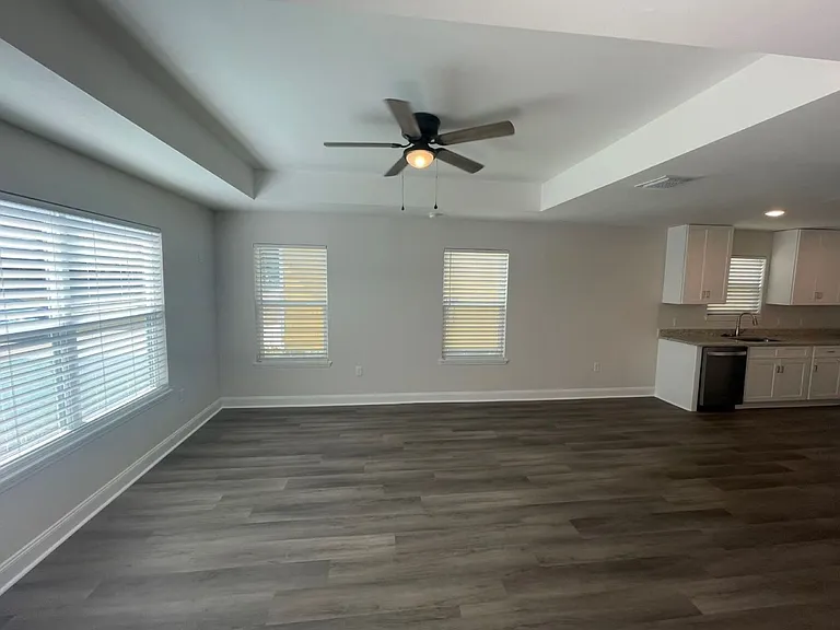 6542 NW 109th Pl — Photo 17