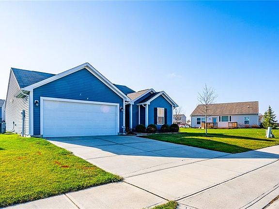 3rd image of 416 Shadetree Ct