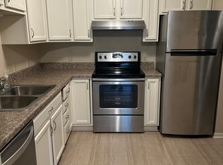 7307 N Port Washington Rd UNIT 109, Glendale, WI 53217