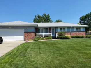 1305 Sheridan Pl, Grand Island, NE 68803