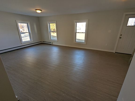 4th image of 90 Prospect St #A
