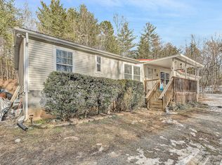 2290 Taylors Rd, Boones Mill, VA 24065