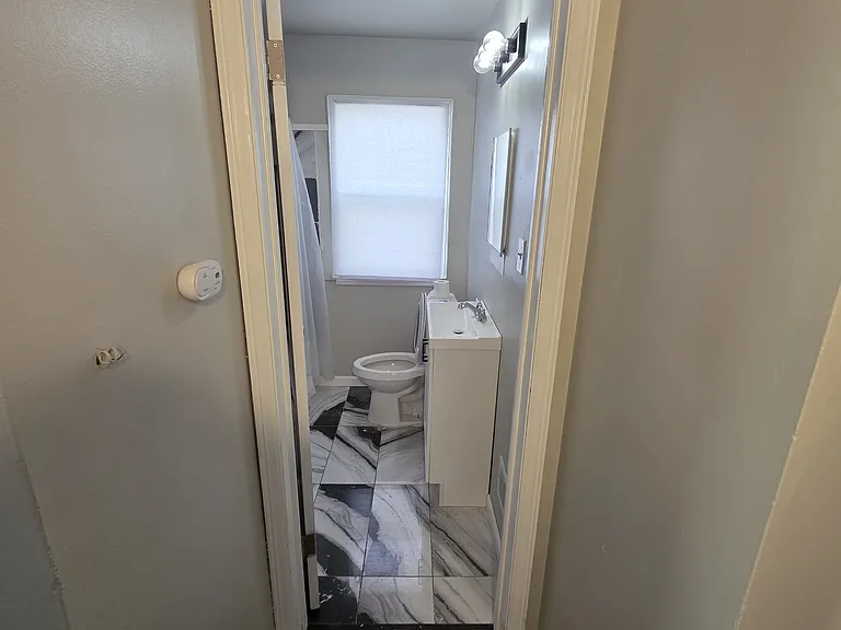 9252 Minock St — Photo 16