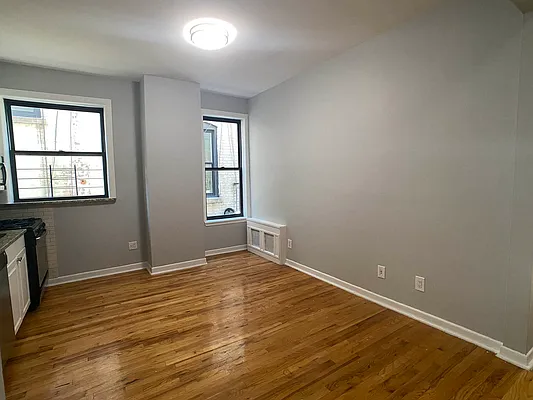 Rented by Tourma Realty LLC | media 19