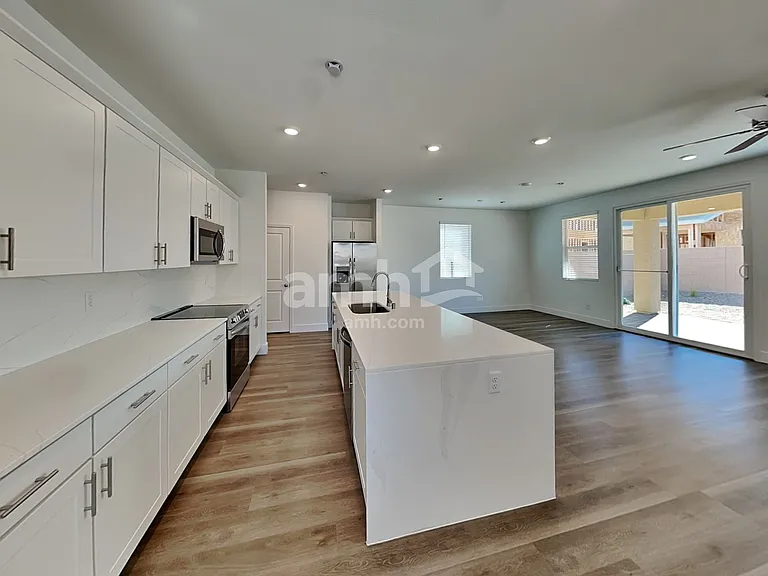 5789 Morgans Mile St — Photo 4