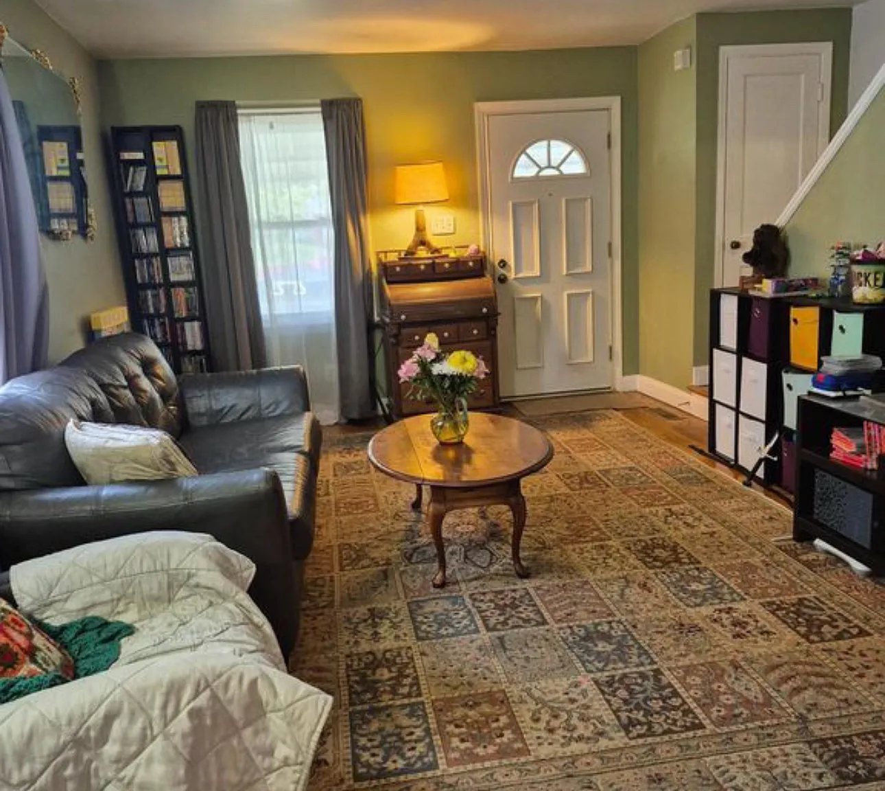 3 bed, 1536 sqft, $1,800 — Photo 2