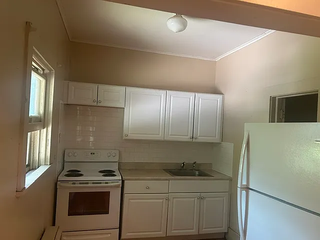 1 bed, $1,080 — Photo 2
