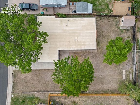 3rd image of 6728 S Birch Way