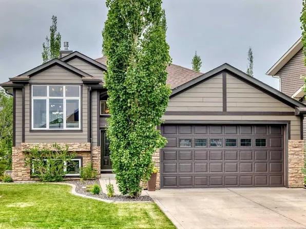 4 SW Welsh Close, Red Deer, AB T4N 1E2