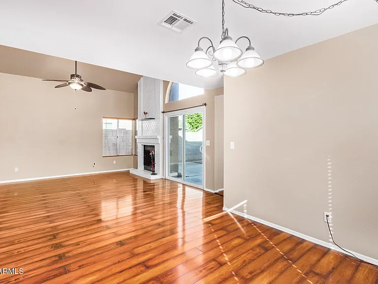 4430 W Oraibi Dr — Photo 5