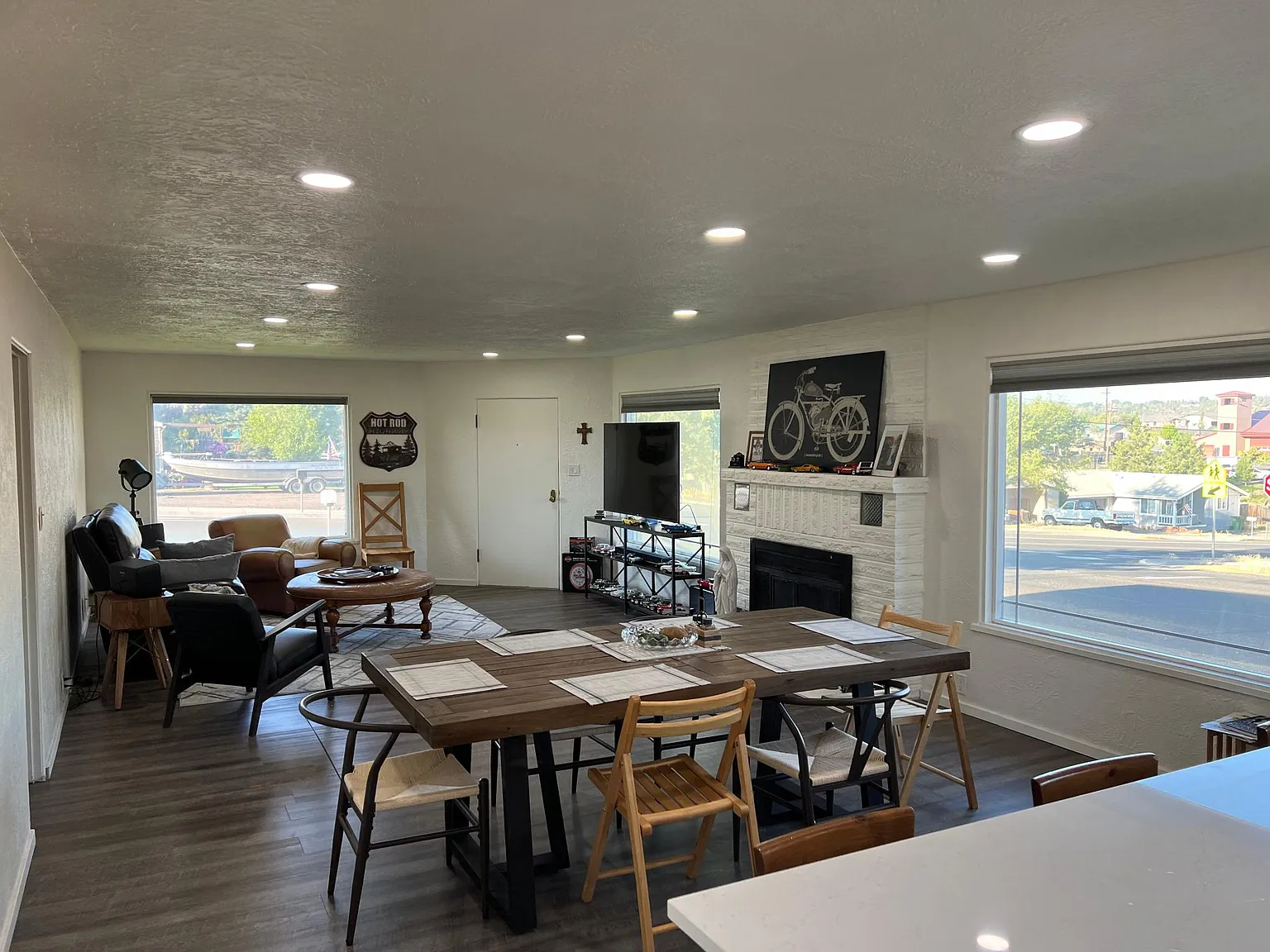 745 SE Turner St — Photo 3