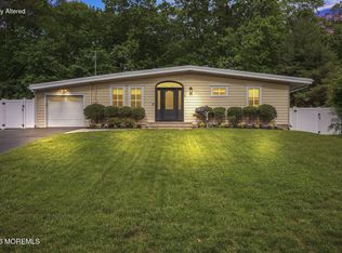 216 Parkview Terrace, Lincroft, NJ 07738