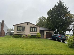 290 Broad St, Williamstown, NJ 08094
