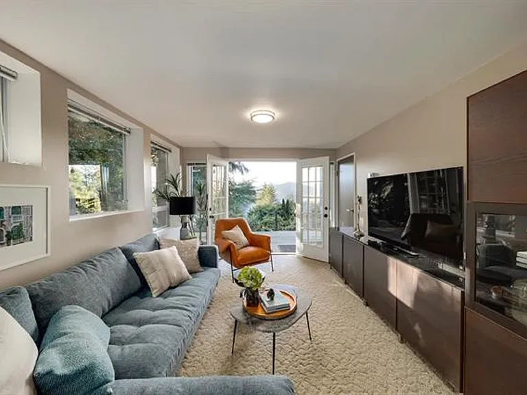 445 Mountain Dr — Photo 26