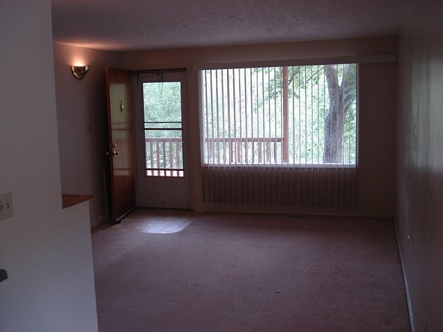 2nd image of 609 N Westcapitol St #609