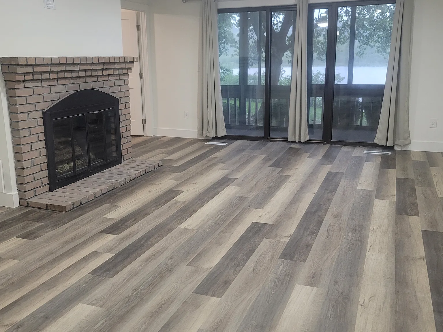 2 bed, 1176 sqft, $1,800 — Photo 1