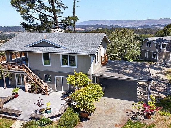 2nd image of 505 Hidden Valley Rd